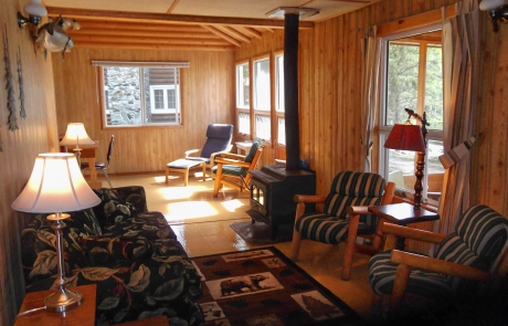 Birch Lake Lodge - Cabin #3 Living Room